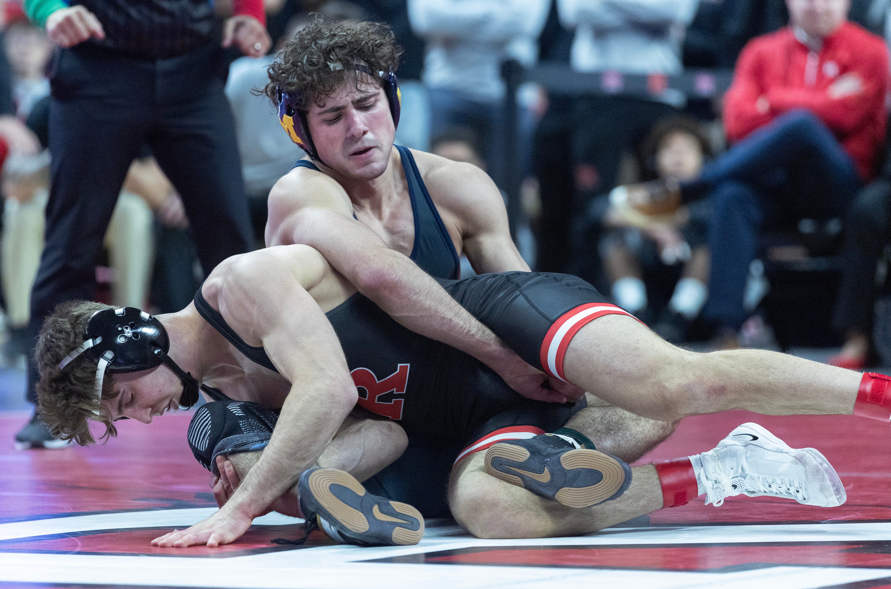 2 veteran wrestlers spark Rutgers to victory over Purdue