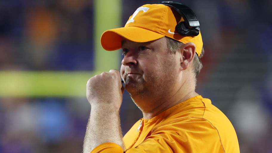 Former Tennessee football player commits to SEC rival