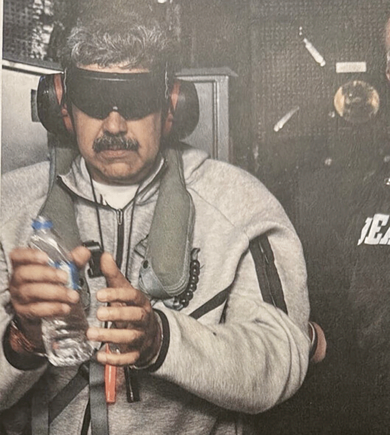 도널드 트럼프 미국 대통령이 지난 1월 3일 자신의 트루스소셜에 올린 마두로 베네수엘라 대통령의 체포 장면. photo 뉴시스