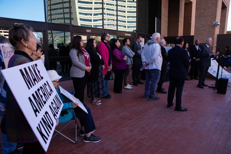 ICE custody death, immigration raids in El Paso spark calls to action ...