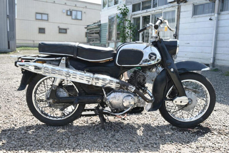 ギンギラギンにさりげないカジュアルスポーツ ホンダ「ベンリィスポーツ CS92」