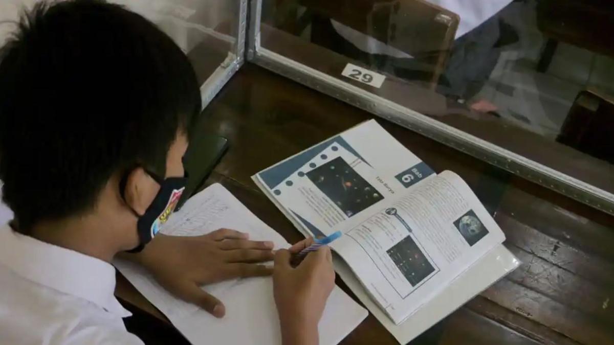 Kunci Jawaban IPS Kelas 8 Halaman 169: Ekonomi Maritim dan Kelautan