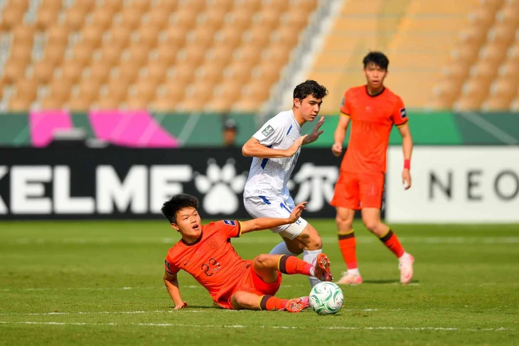 CĐV Trung Quốc 'không cần đẹp mắt, chỉ cần kết quả', tự tin đội nhà đánh bại U23 Việt Nam