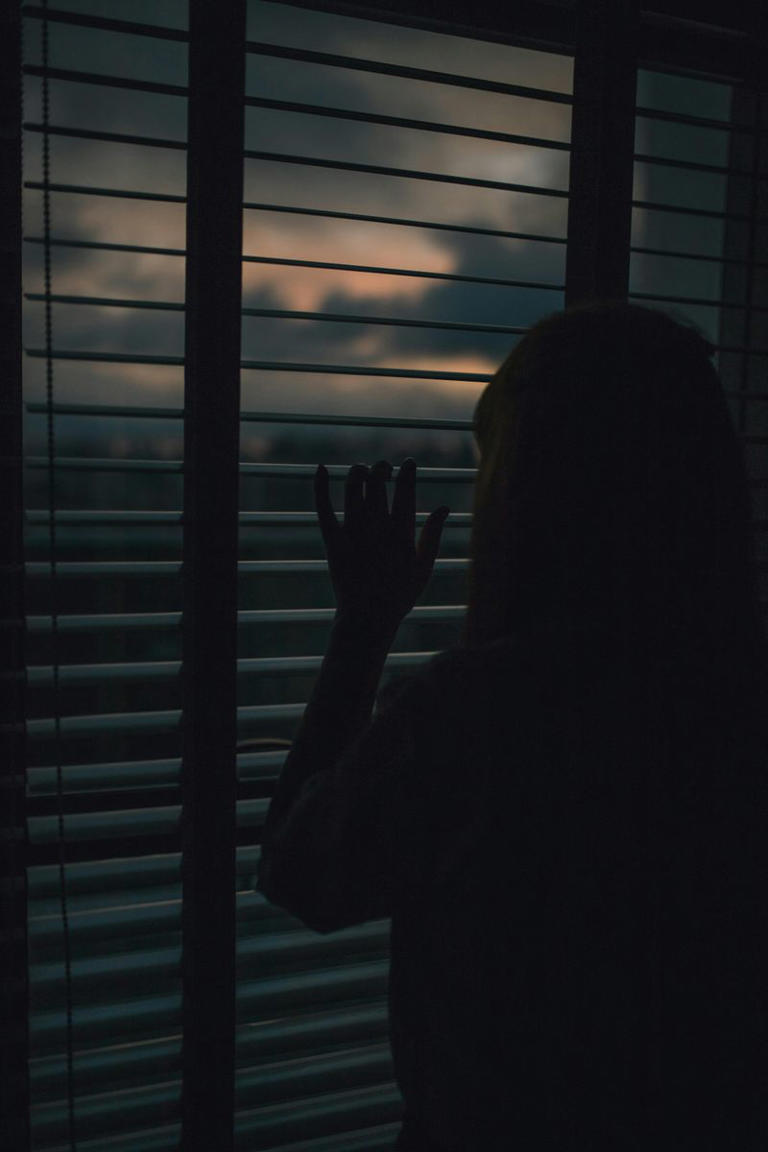 8 reasons people avoid deep connection