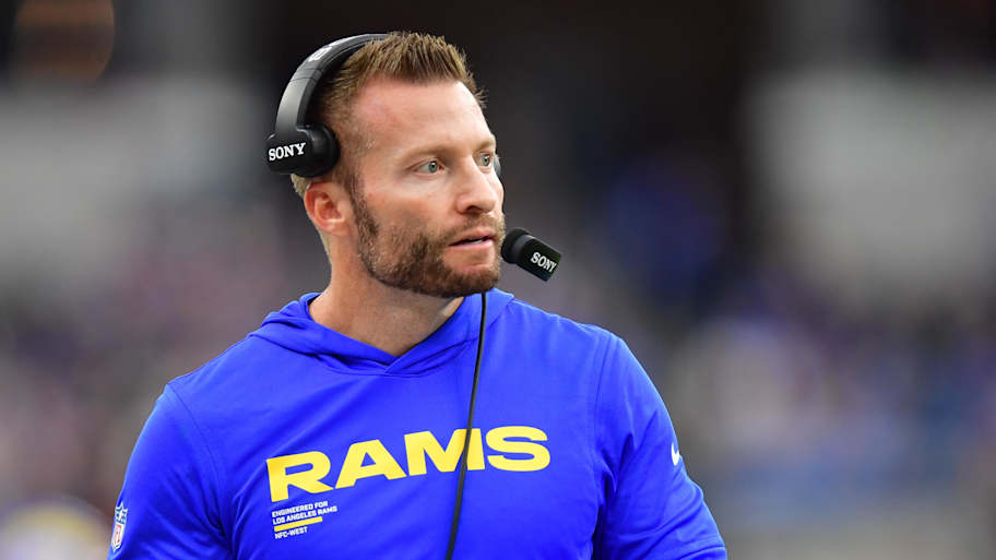 Rams make last-minute roster move before playing Bears