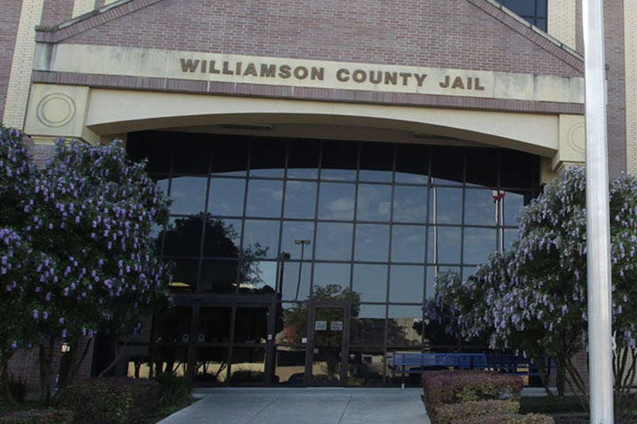 Georgetown teen arrested, charged with deadly conduct in Round Rock