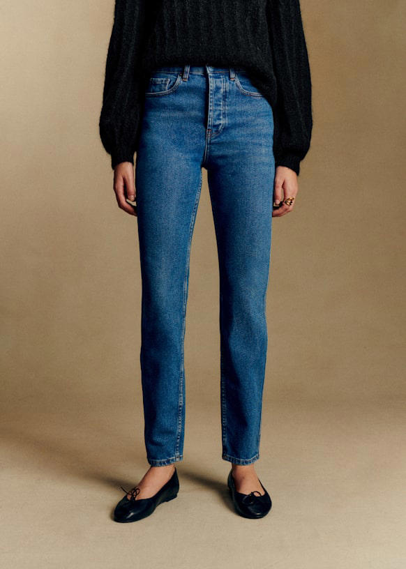 can you smoke cigarettes in japan Japanese Company Offers Extra Days Off to Workers Who Don't Smoke