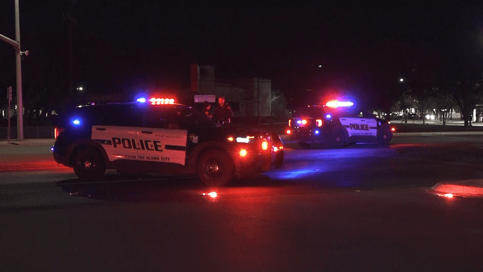 Woman, 36, fatally struck by car while crossing busy Northwest Side ...