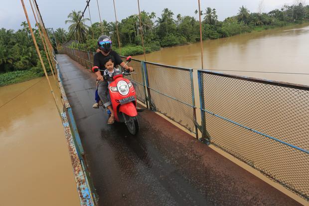 Jembatan Gantung Percepat Mobilitas Warga Dua Desa Wonogiri
