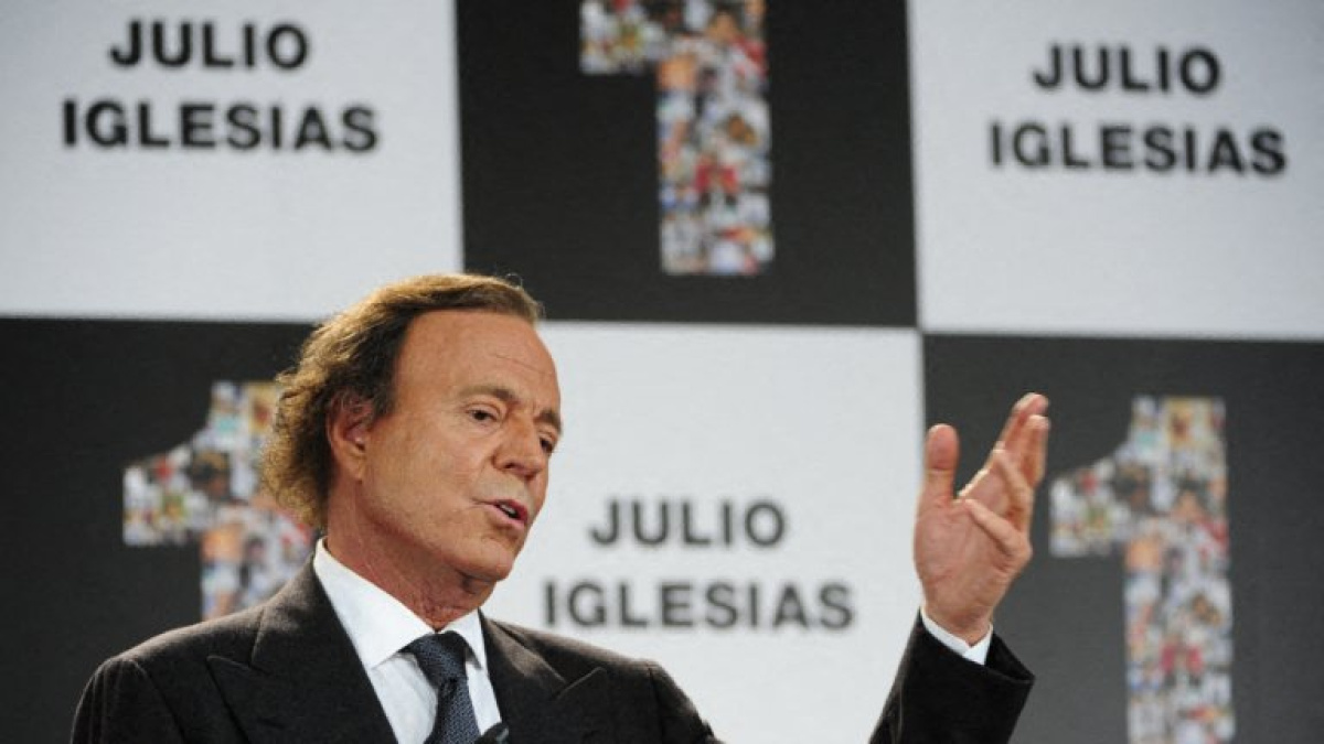 Julio Iglesias se querellará contra Yolanda Díaz ante el Tribunal ...