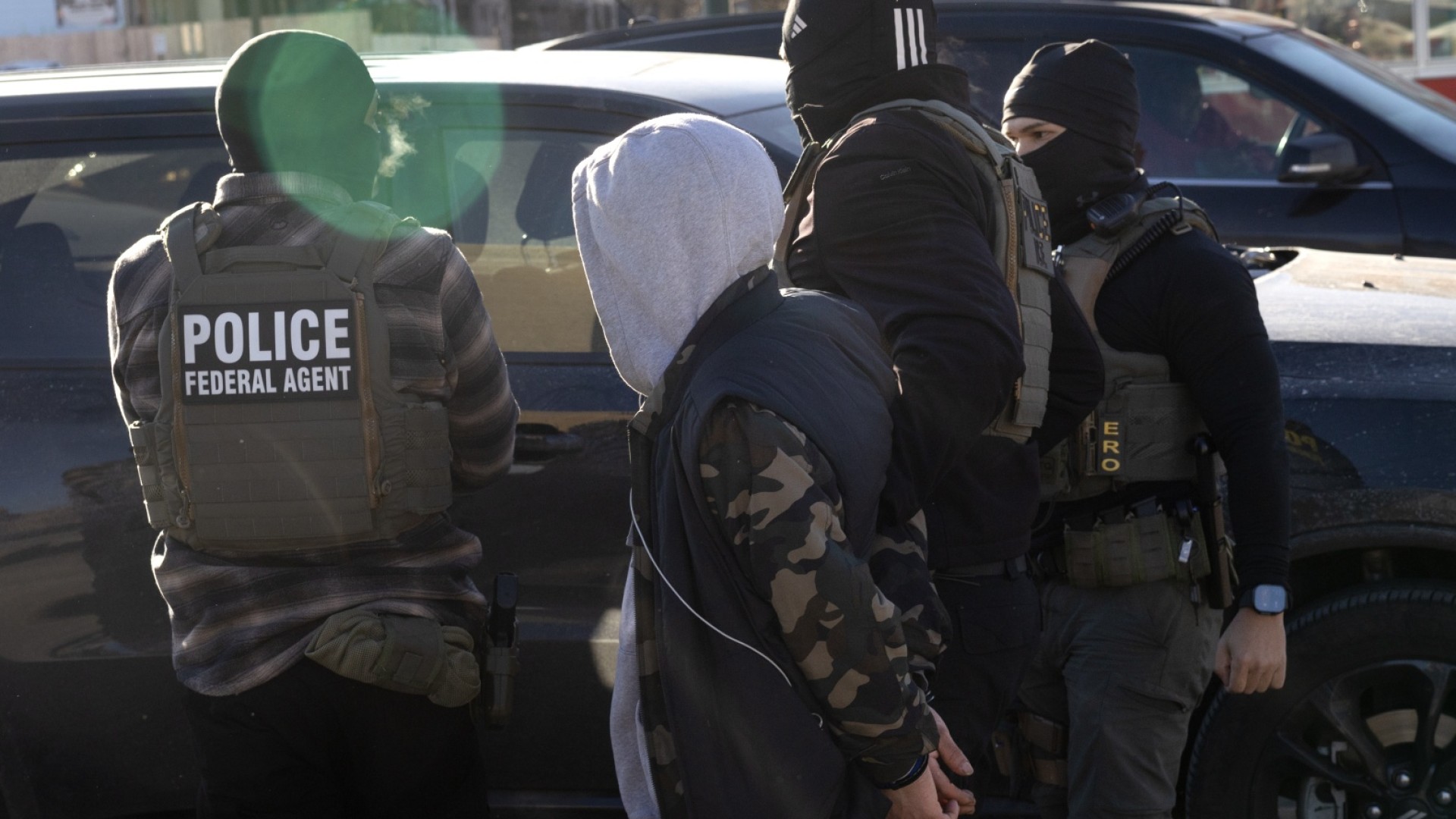 Judge restricts ICE response to protesters as Trump backs off on ...