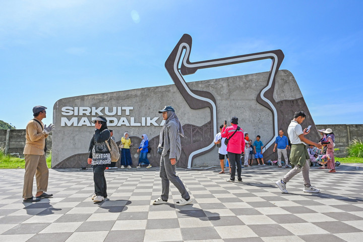 Spanyol Investasi Rp 54,17 M di KEK Mandalika