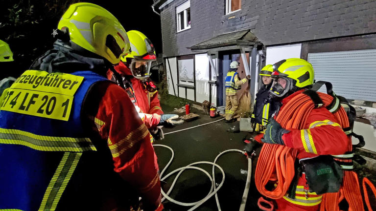 Durch Feuer Zu Vernichten 1