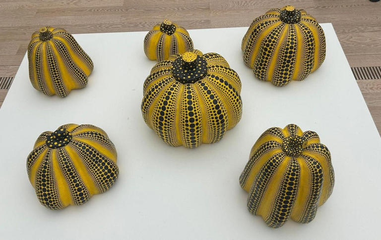 Μπήκαμε στον θαυμαστό κόσμο της Yayoi Kusama