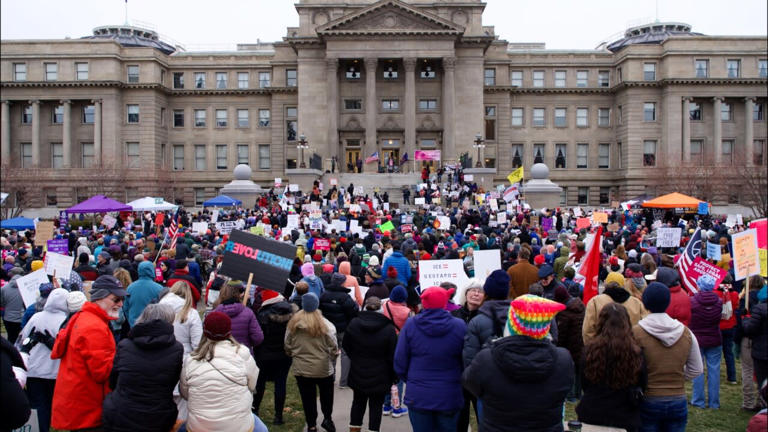 Women’s march at the Idaho State Capitol puts spotlight on abortion and ...