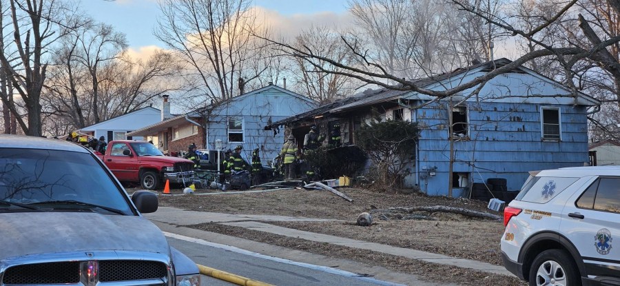 One hurt in serious house fire in Kansas City on Saturday