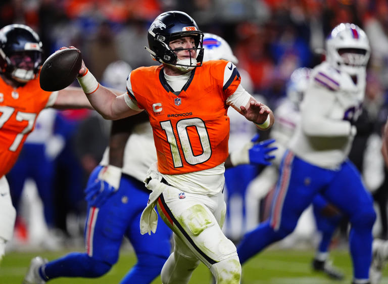 Broncos' Bo Nix suffers season-ending injury in OT vs. Bills