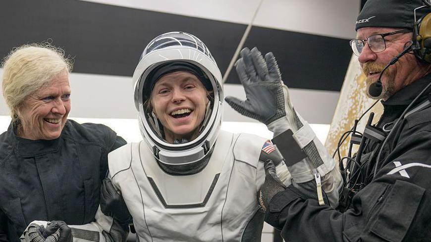 Astronaut NASA, Zena Cardman, adalah salah satu anggota kru ISS yang kembali ke Bumi.