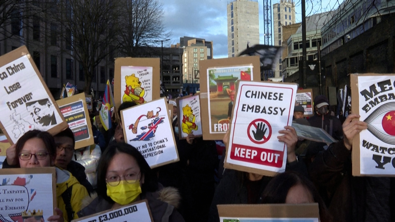 Hundreds protest planned Chinese embassy in London