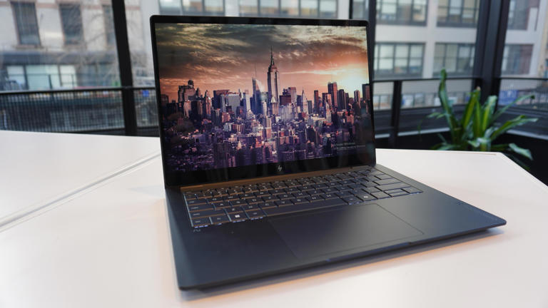 Windows 11 Home vs. Windows 11 Pro: I compared both versions, and here ...