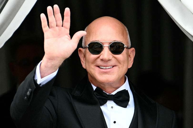 Inside Jeff Bezos' dramatic transformation from high schooler to Amazon ...