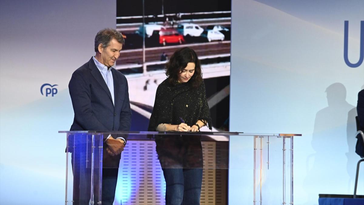 Los barones del PP firman ante la mirada de Feijóo un manifiesto contra ...