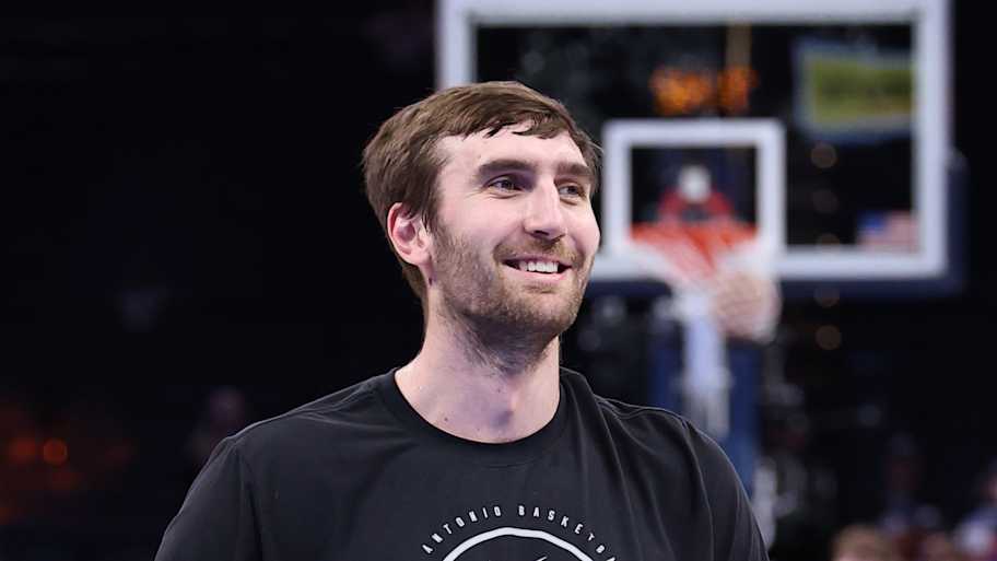 Forgotten former Buck thriving with opportunity Milwaukee never gifted him