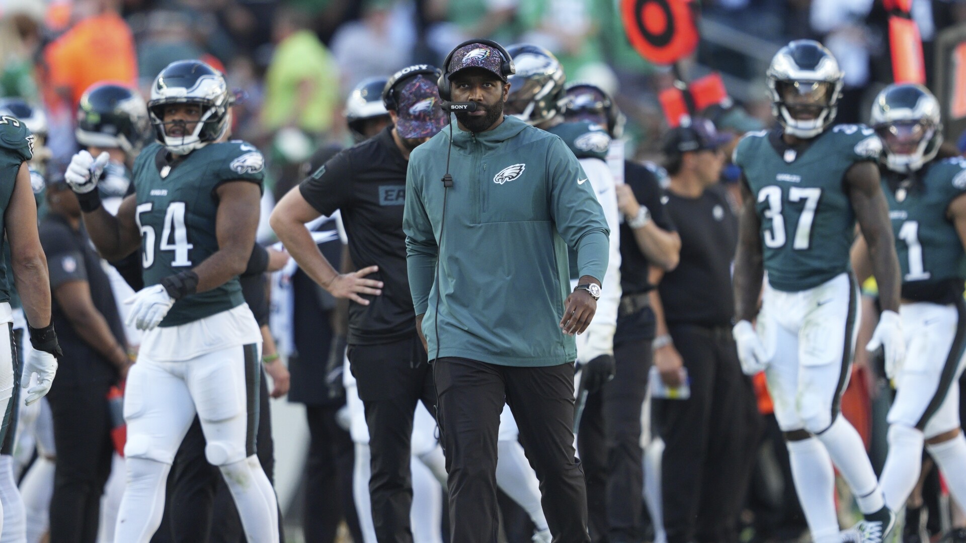Eagles agree to new deal with special teams coordinator Michael Clay<br>