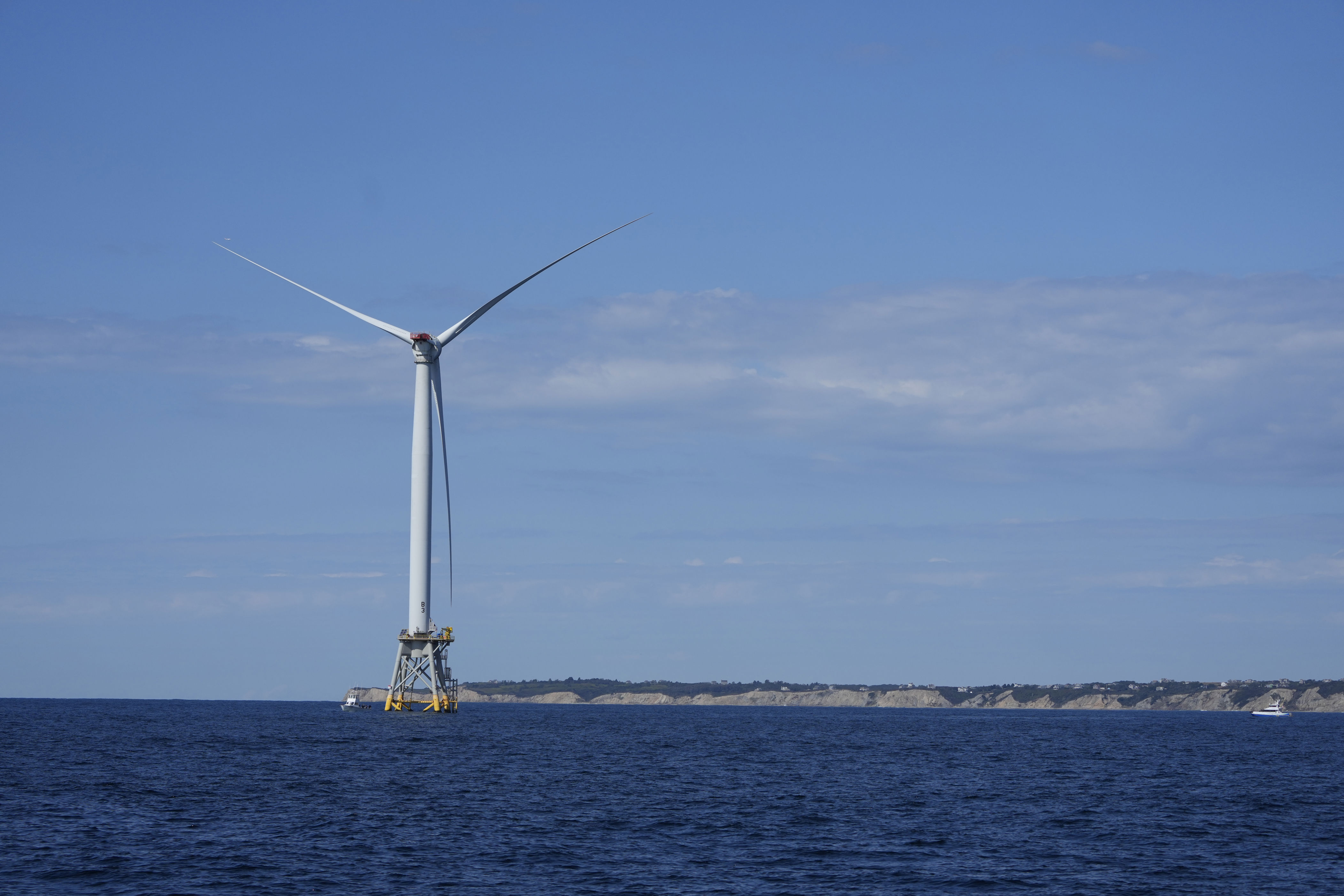 Trump suffers major losses in his war on offshore wind<br>