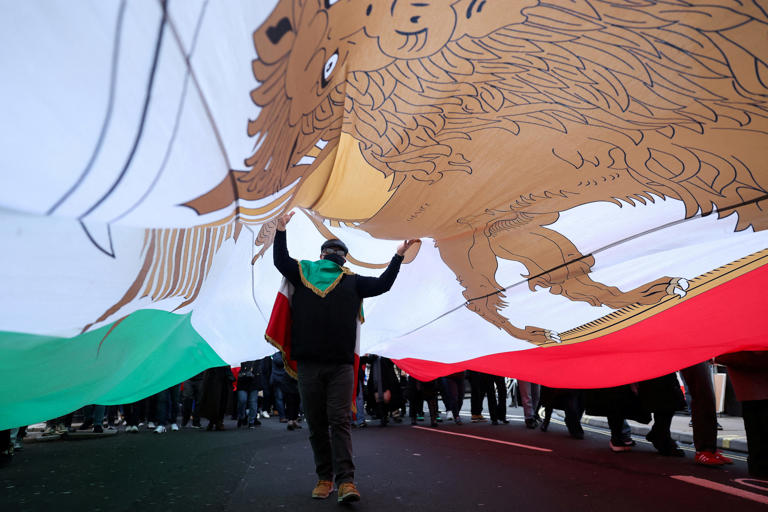 What's happening in Iran? Trump calls for 'new leadership' amid unrest