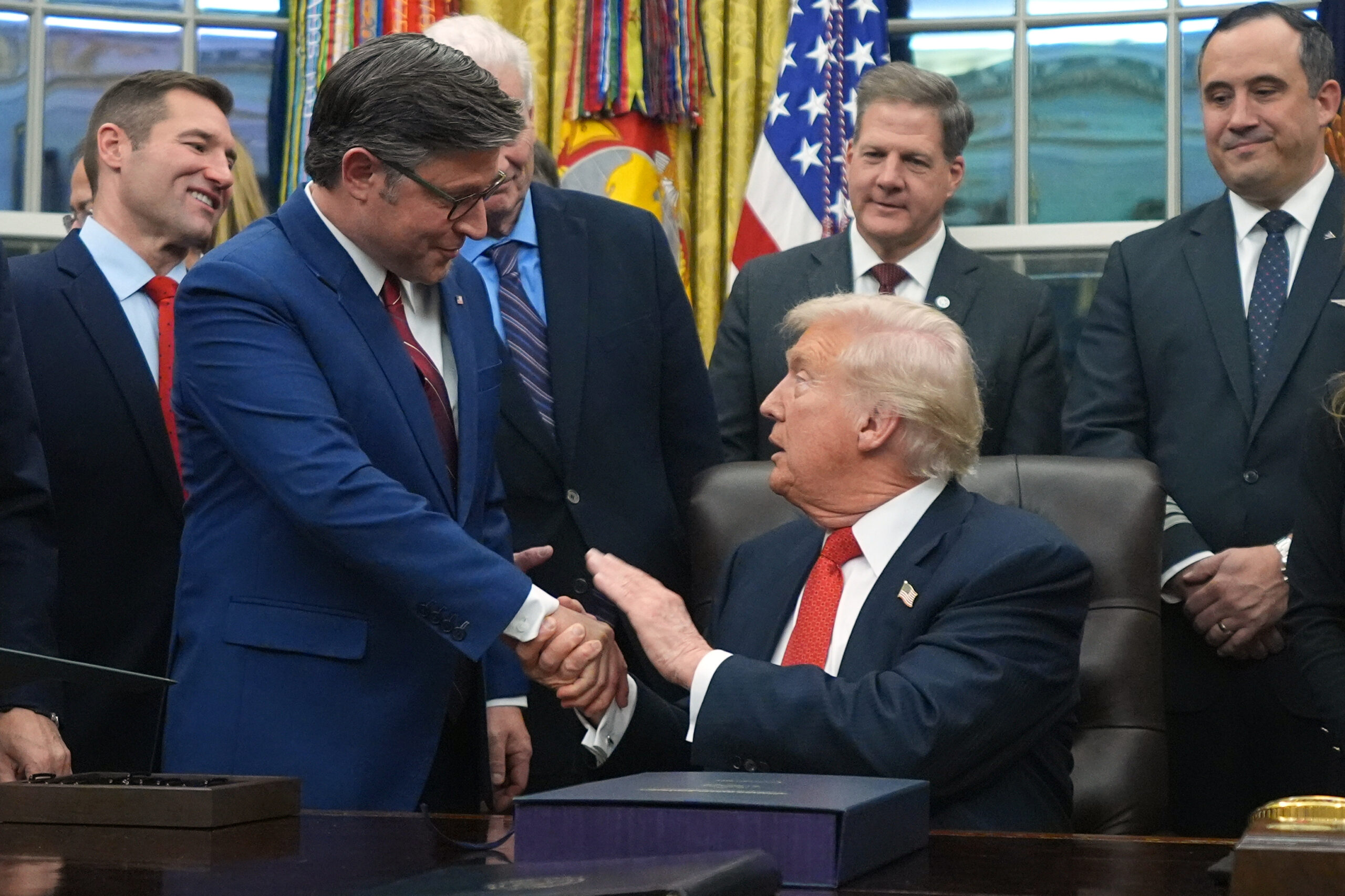 New poll: Americans trust Republicans over Democrats on most major ...