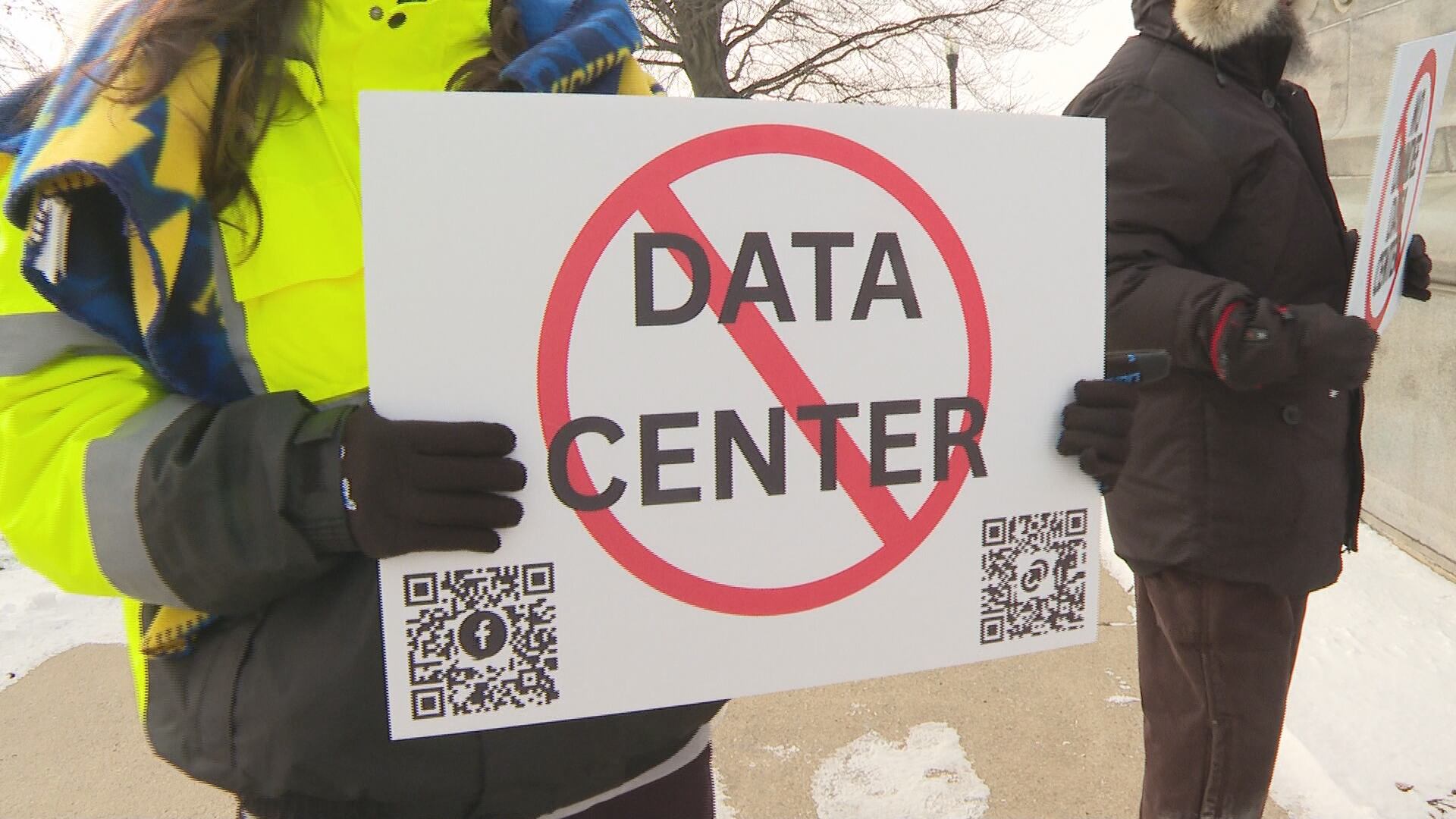 Monroe County residents rally against proposed data centers