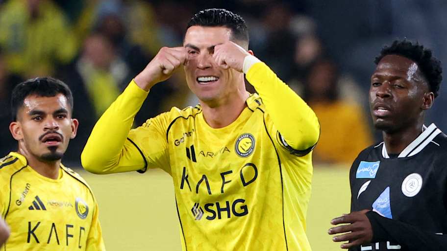 Cristiano Ronaldo’s night of taunts overshadows spectacular bicycle kick