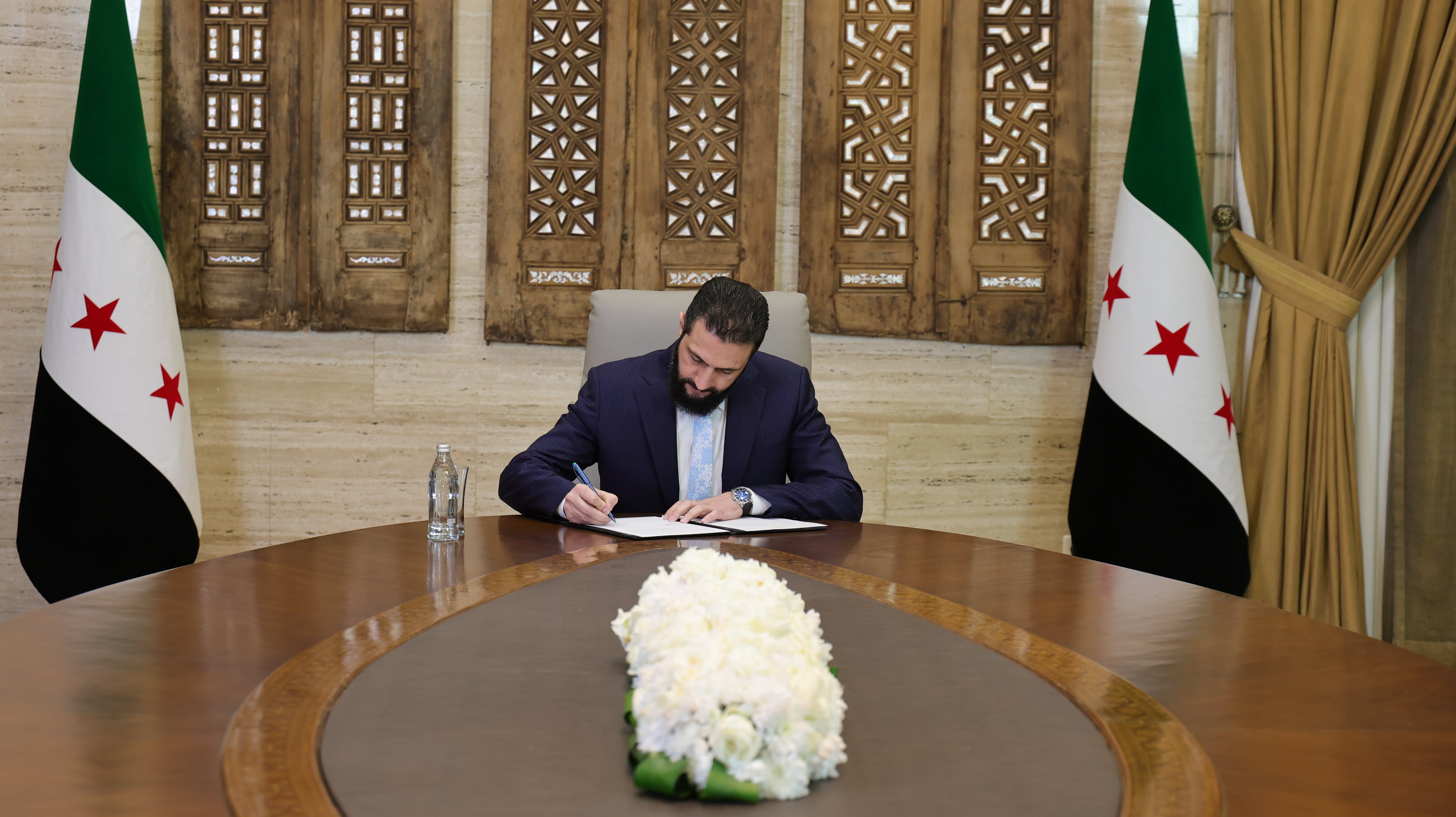 Syrian government, SDF agree on immediate ceasefire on all fronts, state media says<br><br>