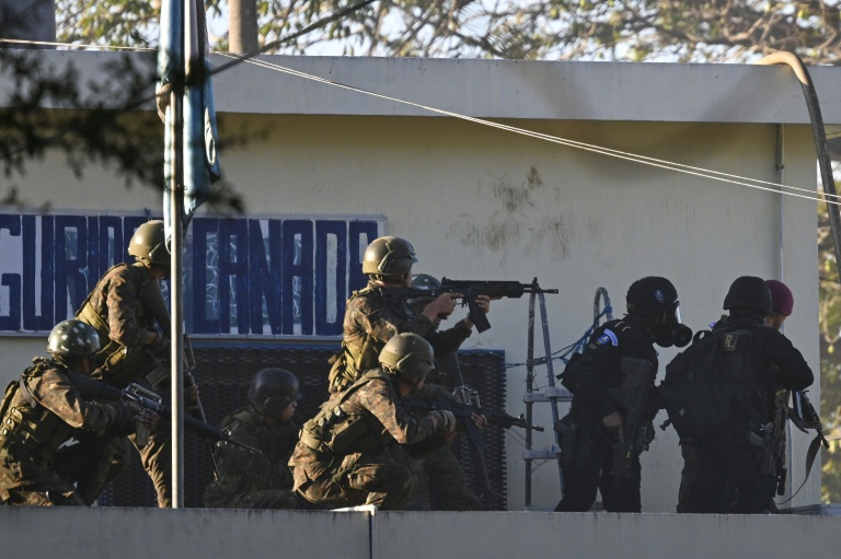 Gang members in Guatemala kill seven police after prison crackdown: minister<br><br>