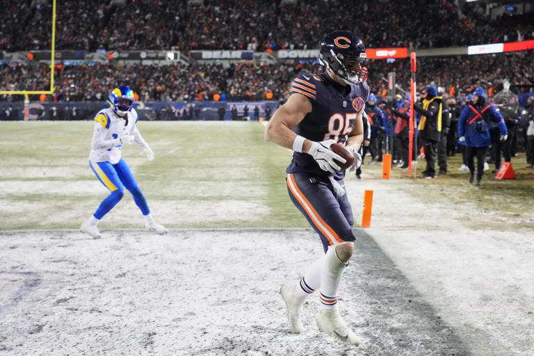 Instant analysis from Bears' heartbreaking playoff loss vs. Rams