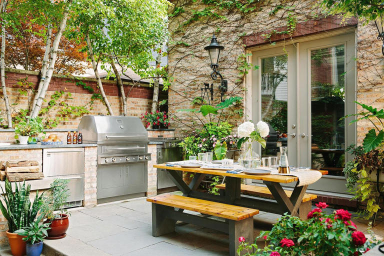 13 fantastic small backyard ideas