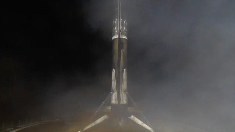 SpaceX Falcon 9 rocket launches 29 Starlink satellites to orbit from ...