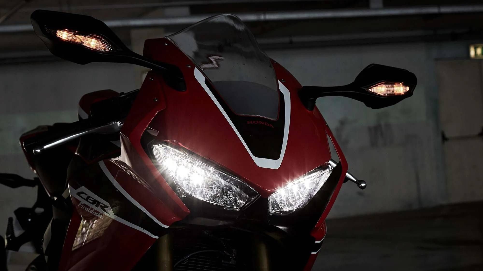 The motorcycle that nails the balance between lightweight agility and ...