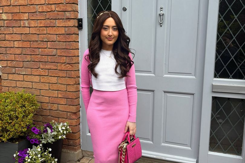 Breast cancer campaigner Ziva Cussen who waited six months for a scan ...