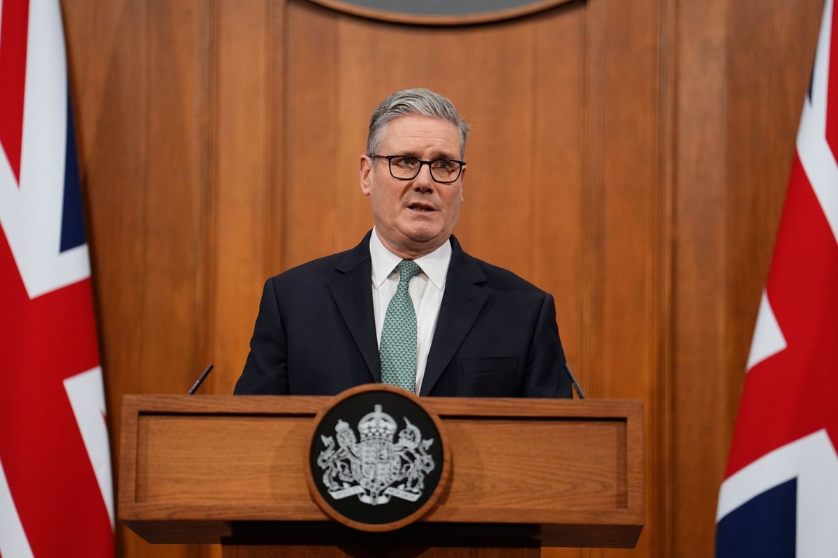 Starmer urges UK to unite in face of Trump's threats over Greenland