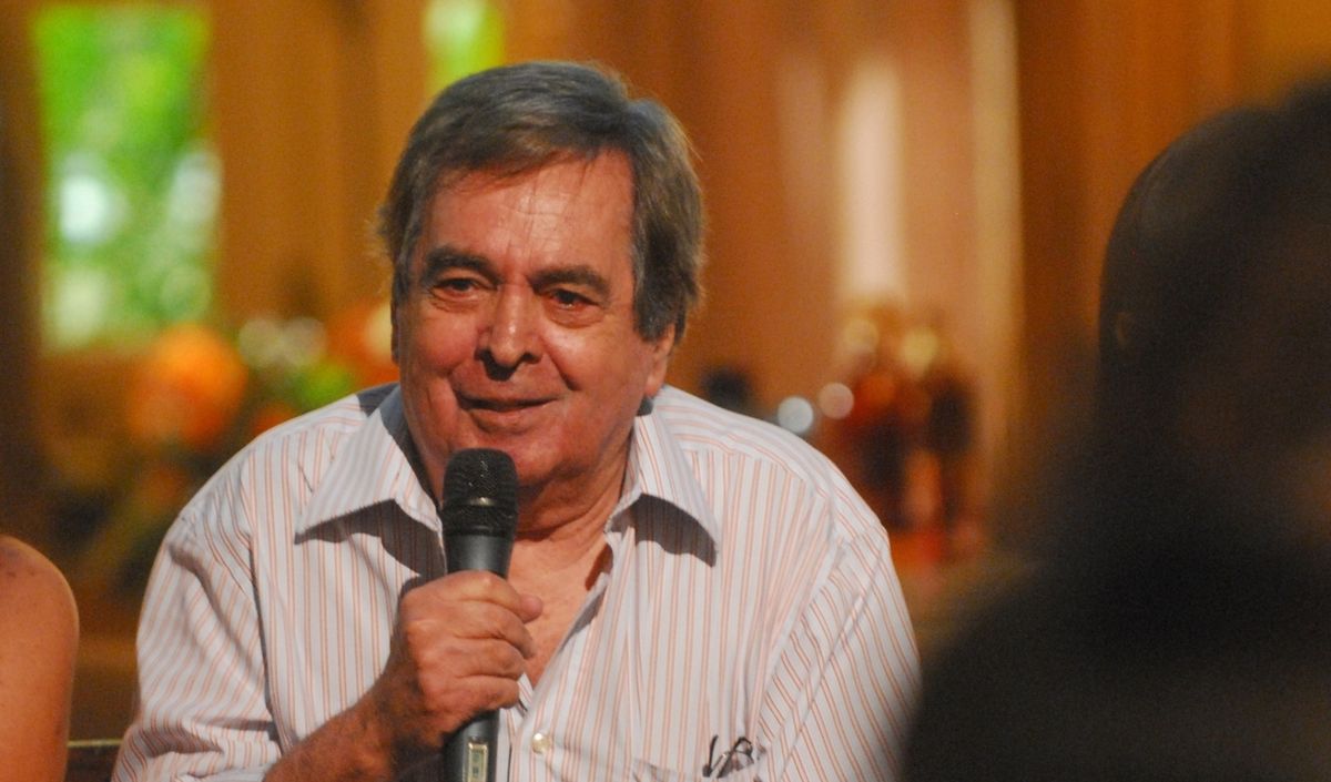 Autor da novela da Globo 'Terra Nostra', Benedito Ruy Barbosa é internado aos 94 anos e filho afasta rumor envolvendo o pai famoso: 'Lamentável'