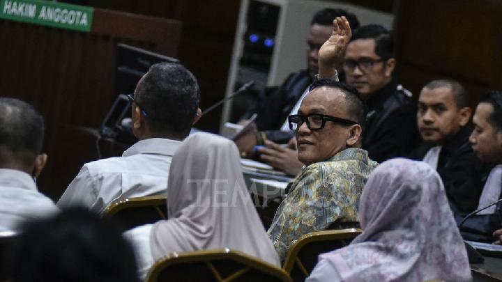 Jaksa Tuntut Immanuel Ebenezer Rp 3 M dari Irvian