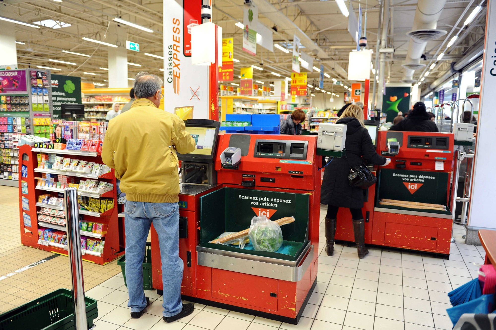 Les caisses automatiques augmentent les pertes des supermarchés