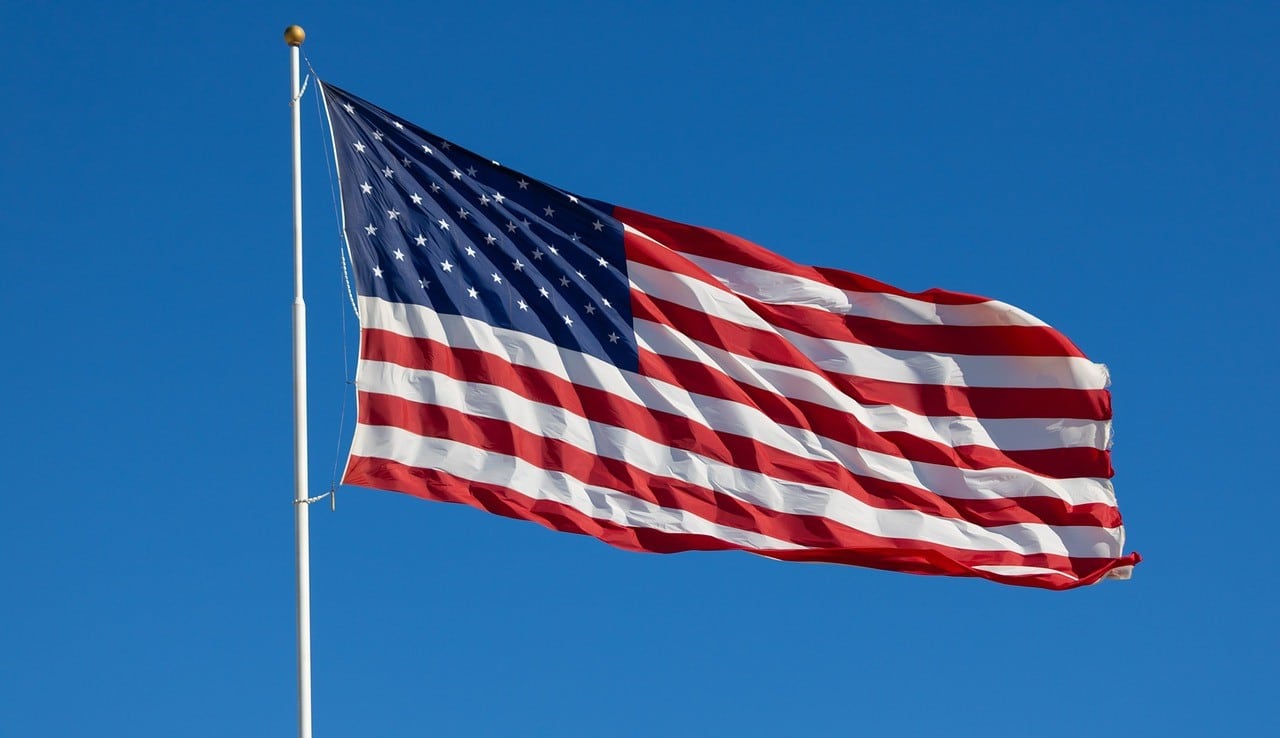 Guerre, bourse et soupçons : l’étrange affaire Hegseth qui embarrasse ...