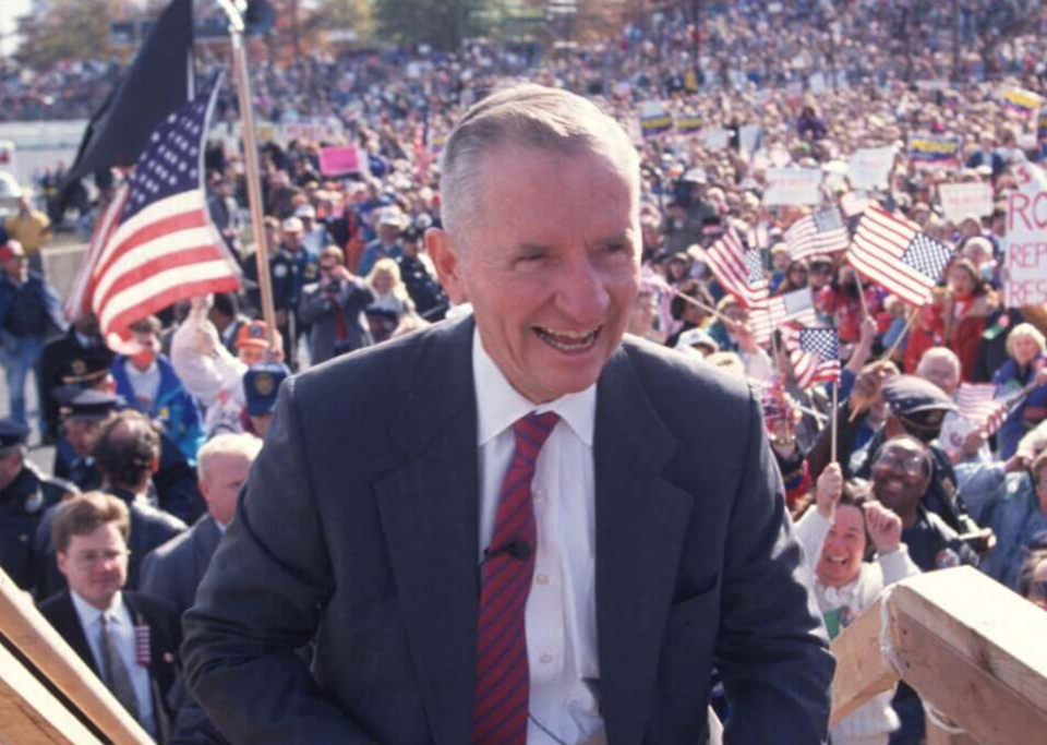 Plano pays tribute to Ross Perot with two bridge monuments