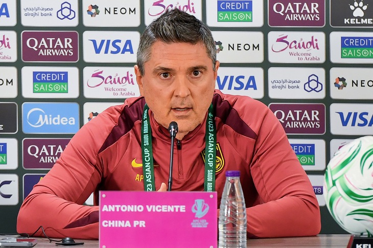 HLV U23 Trung Quốc: 'Rất khó chơi tấn công trước U23 Việt Nam'