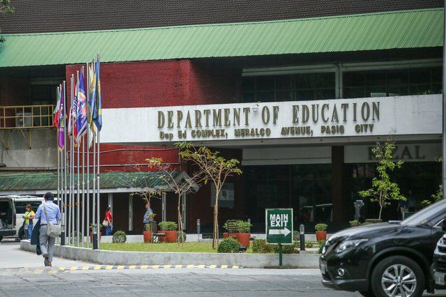 DepEd pays fresh education graduates to tutor under ARAL program; no ...