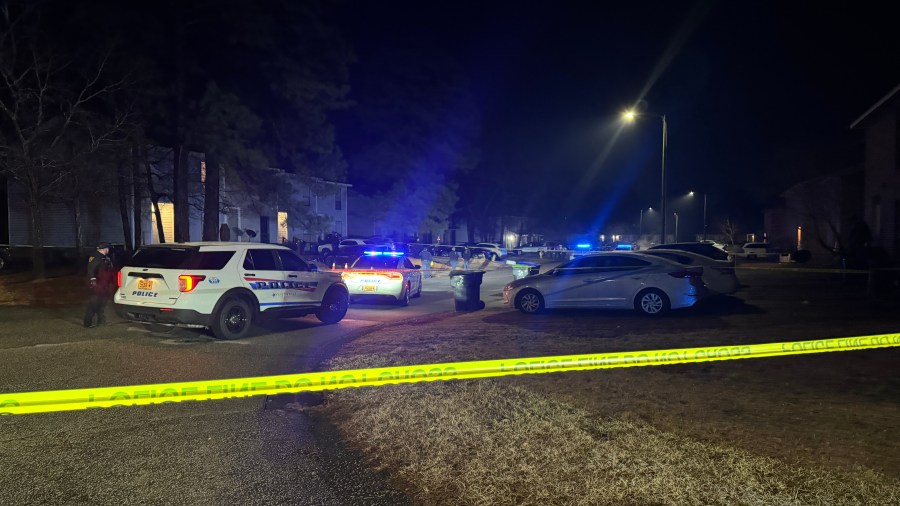 1 man dead, another man shot in North Carolina, police say