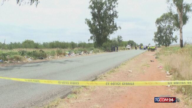 Sudafrica, scontro fra camion e scuolabus: morti 13 bambini